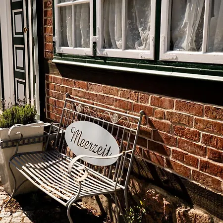Holiday home Torhaus Lubeck